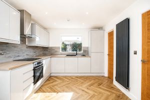 Kitchen/Diner- click for photo gallery